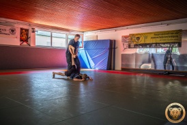 Grading von Michael Leukel zum Lakan Guro 1 im Dojo-Thema Tactical Pen